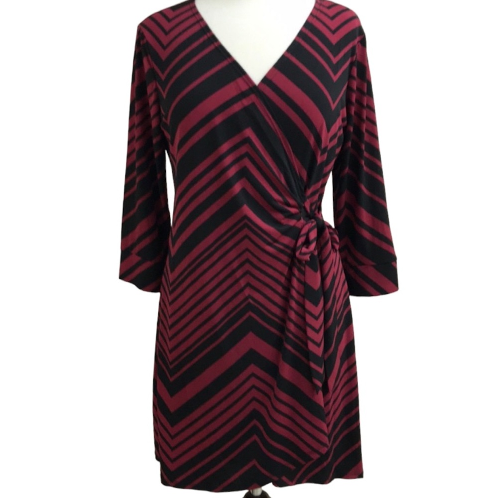 Halo front wrap diagonal stripe dress M